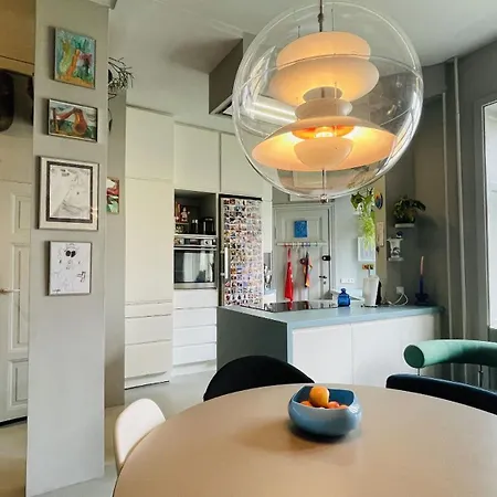 아파트 Apartmentincopenhagen 1633 *
